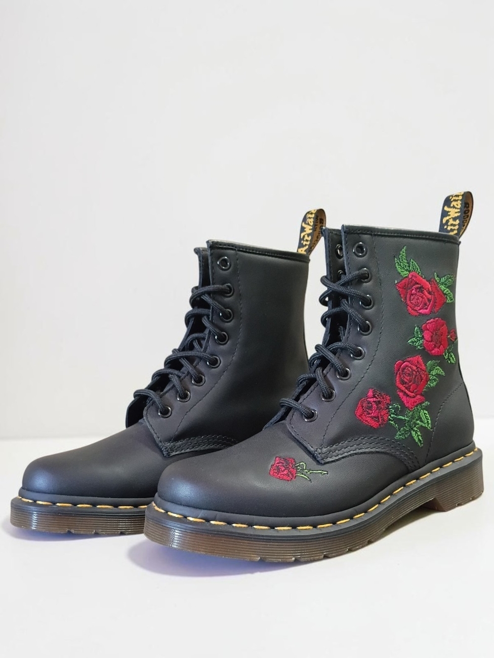 New Dr. Martens 1460 Vonda Black Leather Boots w/Rose Embroidery - Picture 2 of 11
